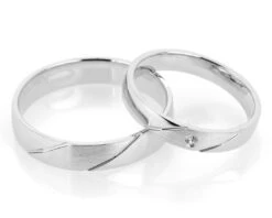RINGE POLIERT & MATTIERT, TRAURINGE SILBER, PARTNERRINGE -Modejuwelier Geschäft 109 4 5mm breit 1 3mm stark 1