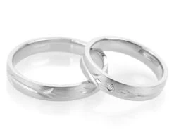 SILBERRINGE MIT GRAVUR, FREUNDSCHAFTSRINGE, FLORALES DESIGN 7 SILBERRINGE MIT GRAVUR, FREUNDSCHAFTSRINGE, FLORALES DESIGN -Modejuwelier Geschäft 109 4mm breit 1 7mm stark 1