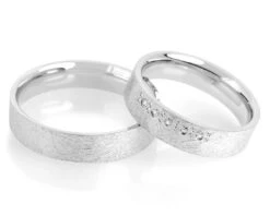 VERLOBUNGSRINGE SILBER, FREUNDSCHAFTSRINGE, RING MIT ZIRKONIA -Modejuwelier Geschäft 129 5mm breit 1 6mm stark 1 1