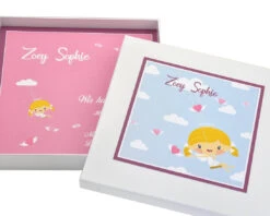 GESCHENK SCHACHTEL SILBERKETTE MIT "BABYFÜßCHEN" GESCHENK ZUR GEBURT NAMENSSCHMUCK -Modejuwelier Geschäft dsc 3689 1