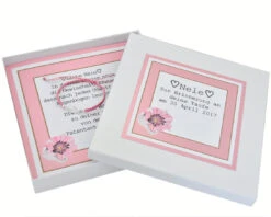 ARMBAND MIT TAUFFISCH BLAU ODER ROSA, PERSONALISIERTE GESCHENKSCHACHTEL 6 ARMBAND MIT TAUFFISCH BLAU ODER ROSA, PERSONALISIERTE GESCHENKSCHACHTEL -Modejuwelier Geschäft dsc 7361gr