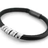 SCHWARZES LEDER ARMBAND MIT GRAVUR ANHÄNGER, SILBERSCHMUCK FÜR HERREN
